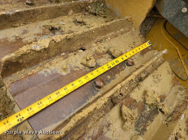 image for item MG9660 2015 John Deere 750K XLT  dozer