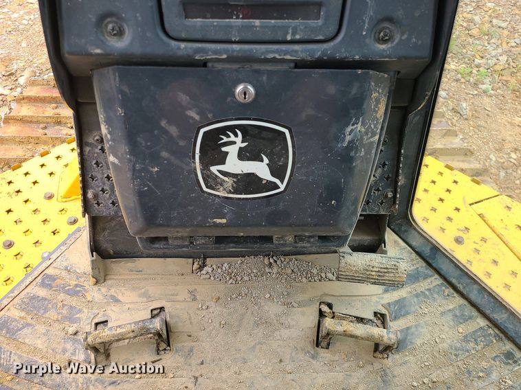 image for item MG9660 2015 John Deere 750K XLT  dozer