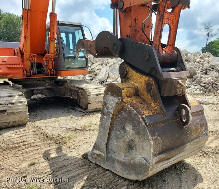 image for item MG9661 2005 Hitachi ZX330LC  excavator