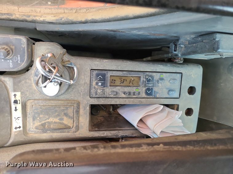 image for item MG9661 2005 Hitachi ZX330LC  excavator