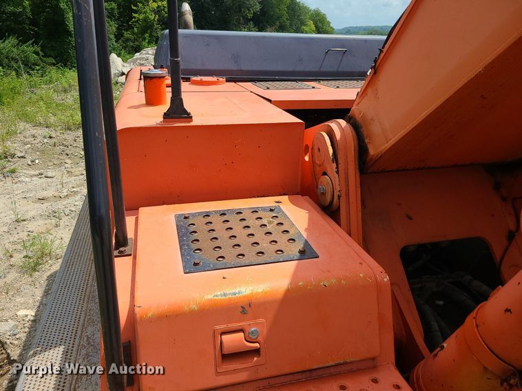 image for item MG9661 2005 Hitachi ZX330LC  excavator