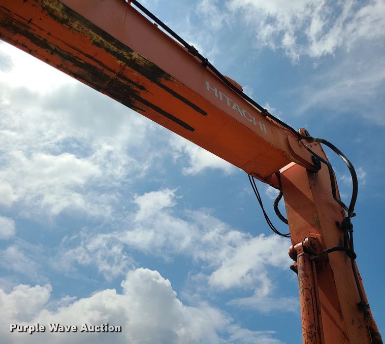 image for item MG9661 2005 Hitachi ZX330LC  excavator