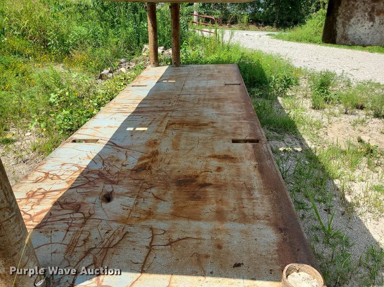 image for item MG9662 Trench box