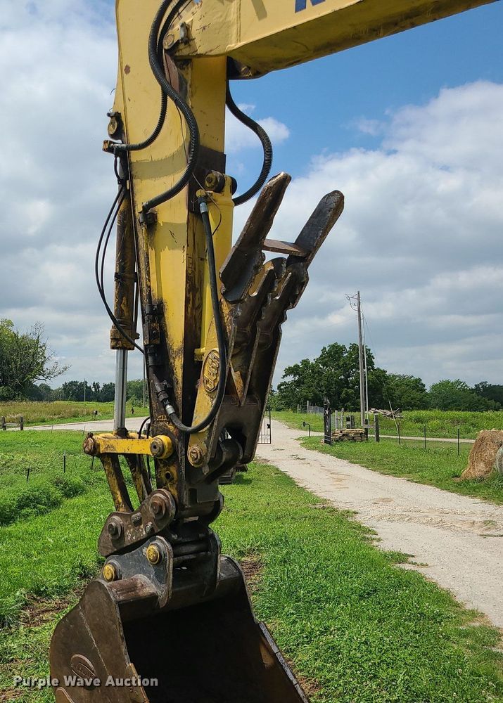 image for item MG9663 2004 Komatsu PC160LC-7KA  excavator