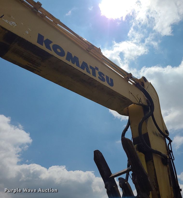 image for item MG9663 2004 Komatsu PC160LC-7KA  excavator