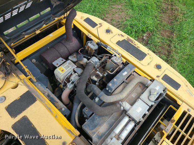 image for item MG9663 2004 Komatsu PC160LC-7KA  excavator