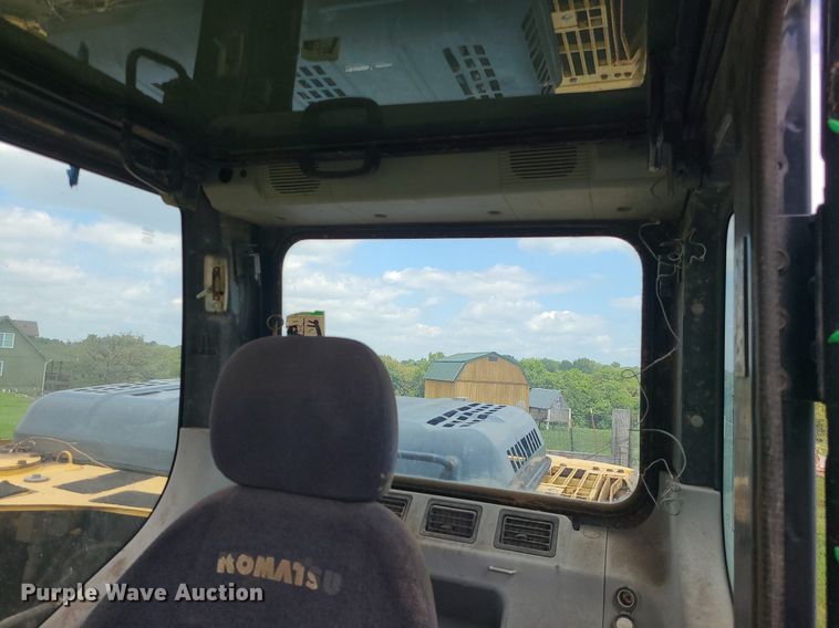 image for item MG9663 2004 Komatsu PC160LC-7KA  excavator