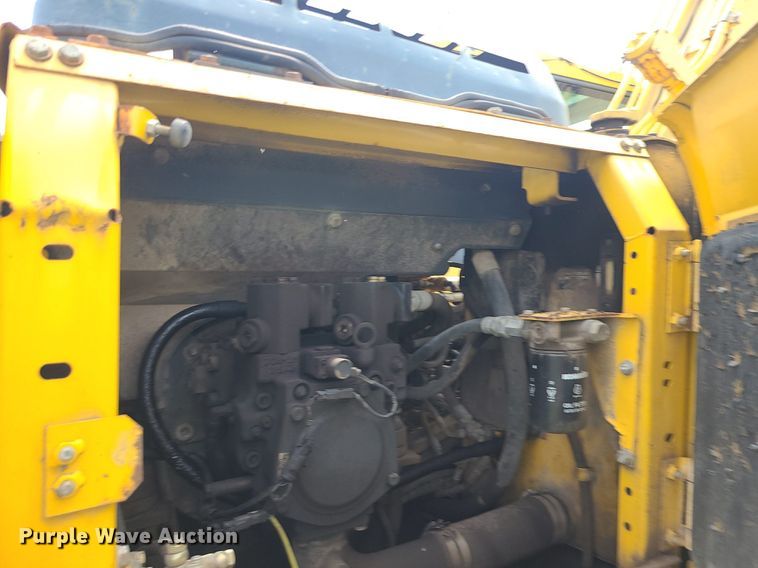 image for item MG9663 2004 Komatsu PC160LC-7KA  excavator