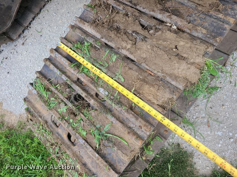 image for item MG9663 2004 Komatsu PC160LC-7KA  excavator