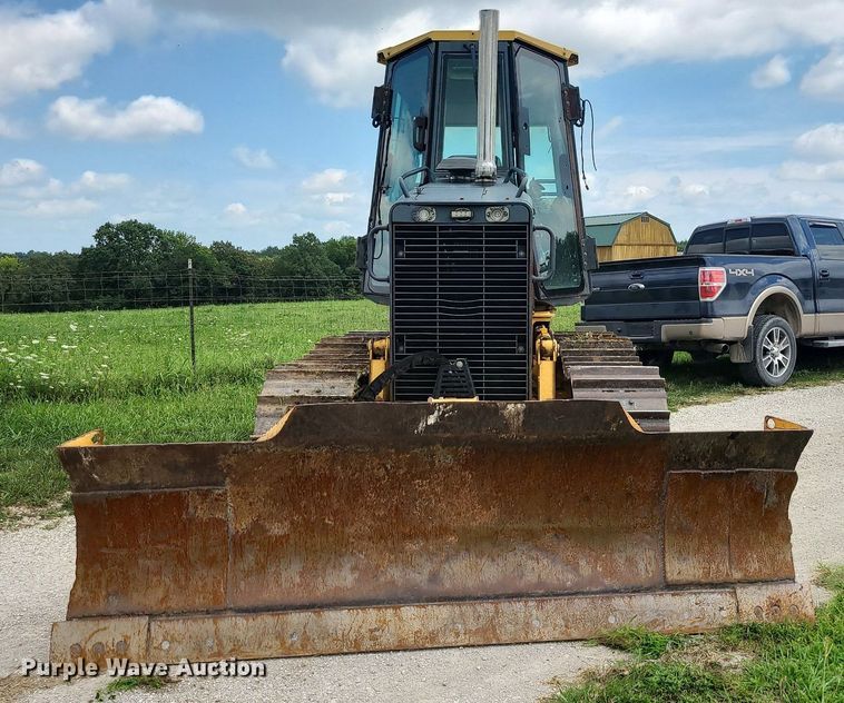 image for item MG9664 2006 John Deere 650J XLT  dozer