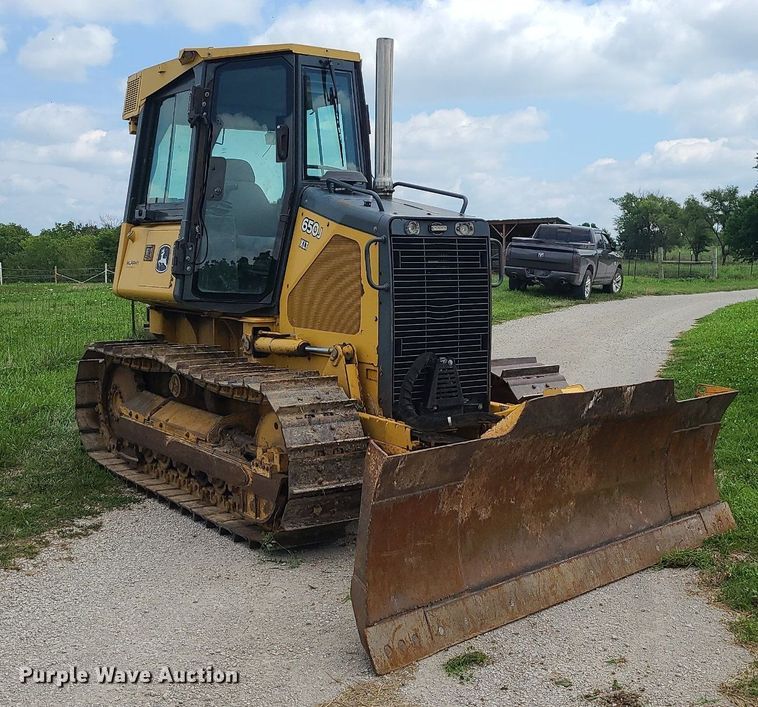 image for item MG9664 2006 John Deere 650J XLT  dozer