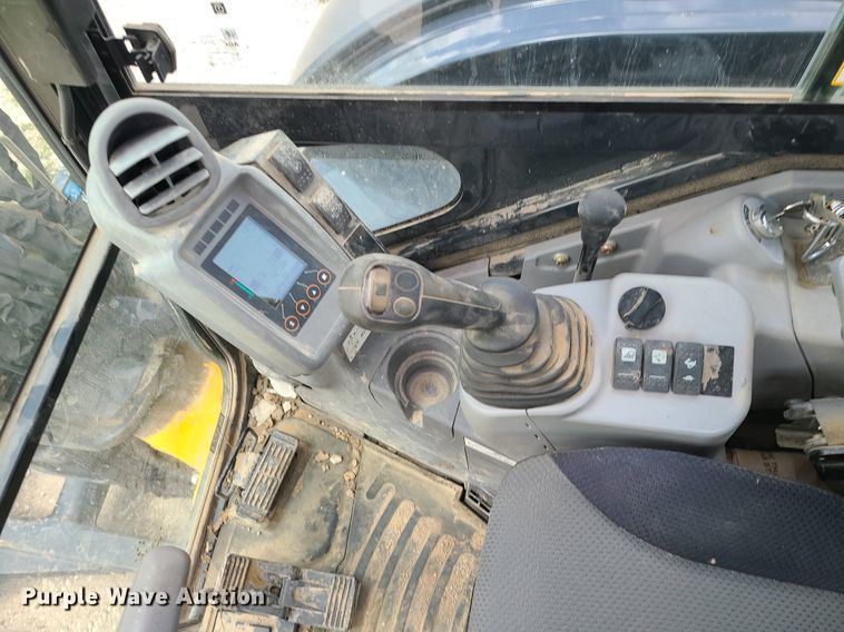 image for item MG9665 2021 John Deere 60G  mini excavator