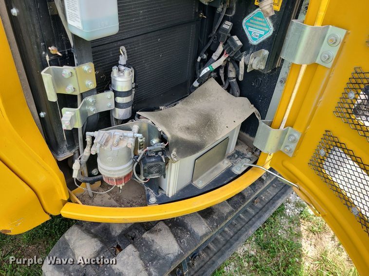 image for item MG9665 2021 John Deere 60G  mini excavator