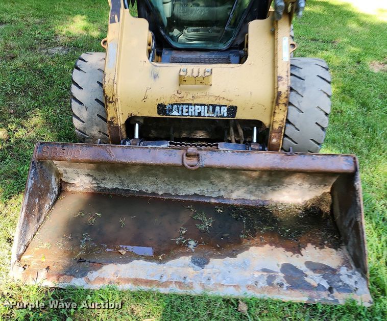 image for item MG9668 2008 Caterpillar 272C  skid steer loader