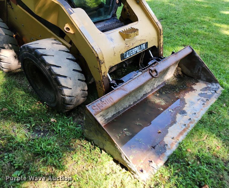 image for item MG9668 2008 Caterpillar 272C  skid steer loader