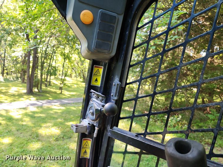 image for item MG9668 2008 Caterpillar 272C  skid steer loader