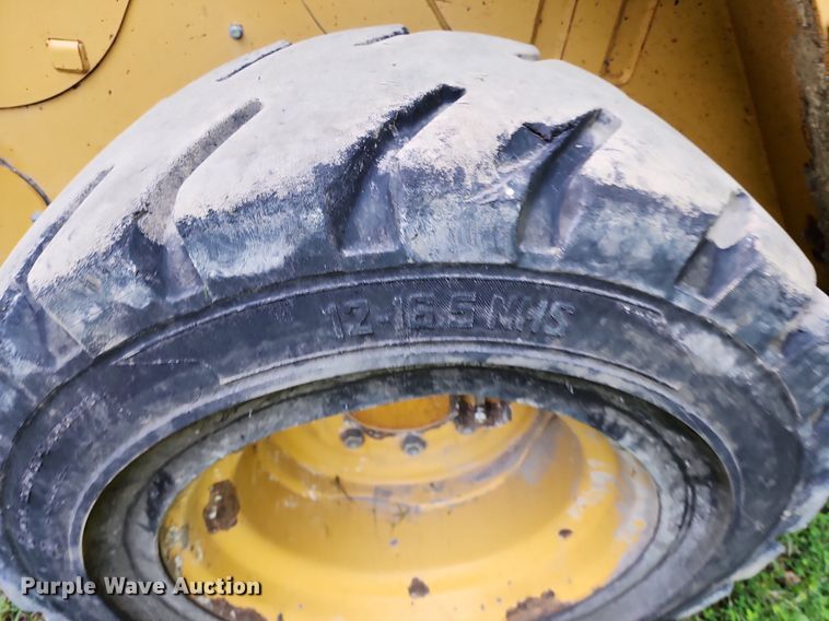 image for item MG9668 2008 Caterpillar 272C  skid steer loader