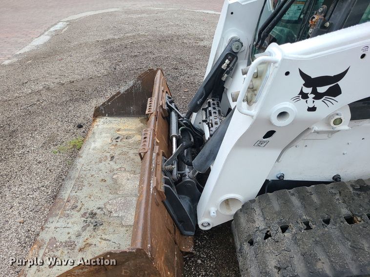 image for item MG9691 2016 Bobcat T650  tracked skid steer loader