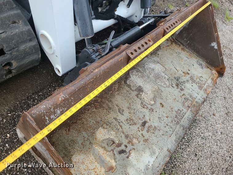image for item MG9691 2016 Bobcat T650  tracked skid steer loader