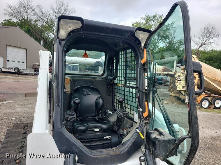 image for item MG9691 2016 Bobcat T650  tracked skid steer loader