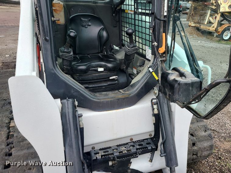 image for item MG9691 2016 Bobcat T650  tracked skid steer loader