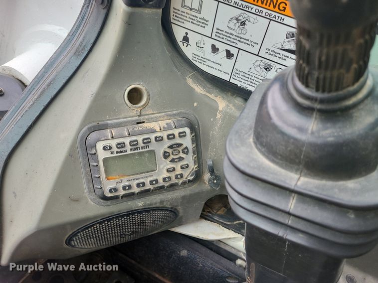 image for item MG9691 2016 Bobcat T650  tracked skid steer loader