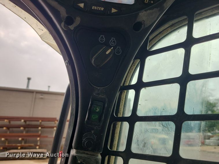 image for item MG9691 2016 Bobcat T650  tracked skid steer loader