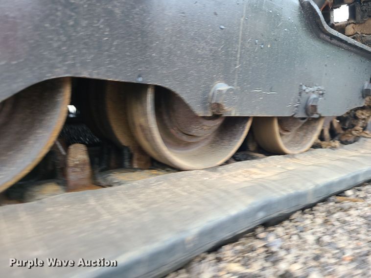 image for item MG9691 2016 Bobcat T650  tracked skid steer loader