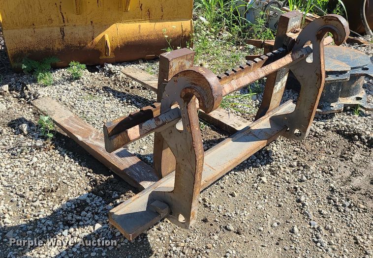 image for item MG9697 Loader forks