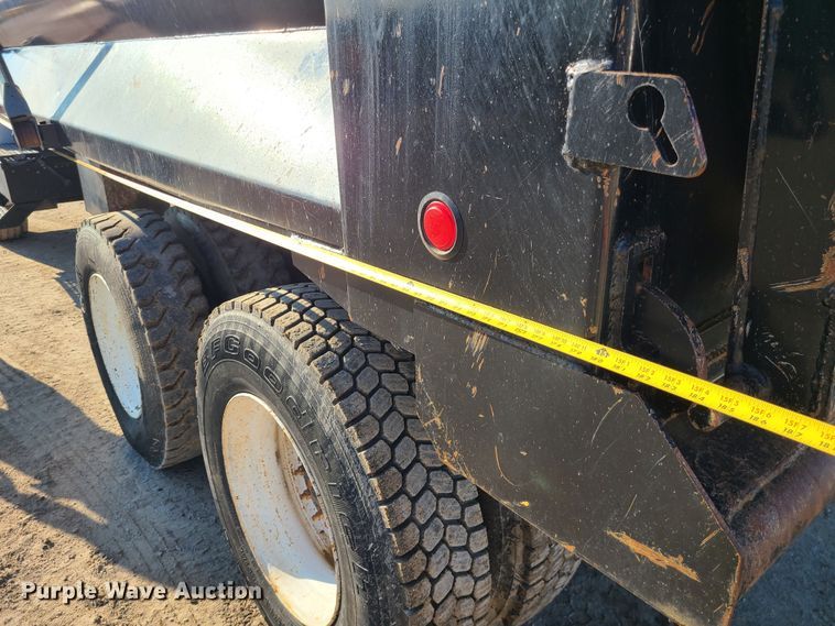 image for item MG9698 2000 Freightliner M915A4 Glider  dump truck