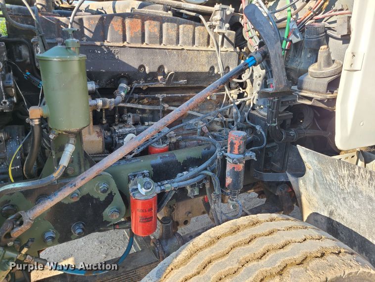 image for item MG9698 2000 Freightliner M915A4 Glider  dump truck