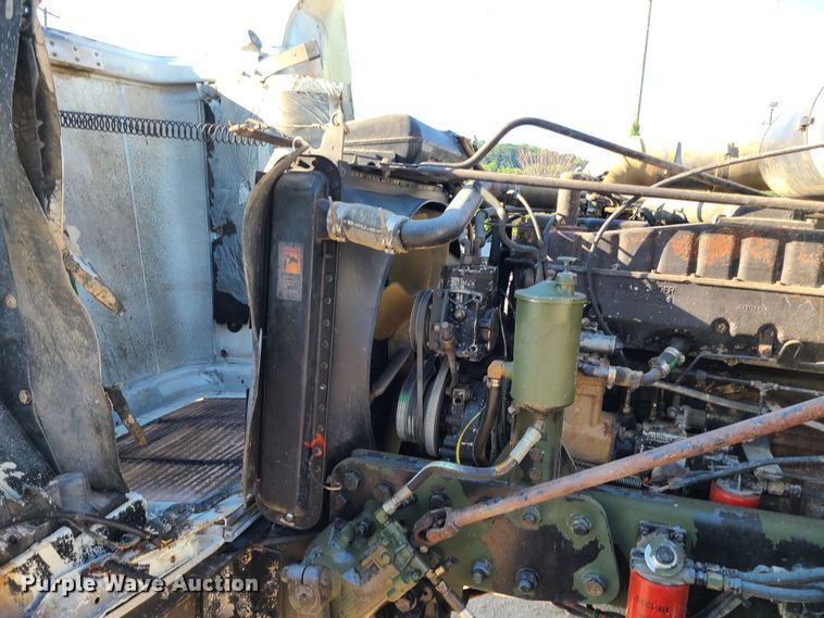 image for item MG9698 2000 Freightliner M915A4 Glider  dump truck