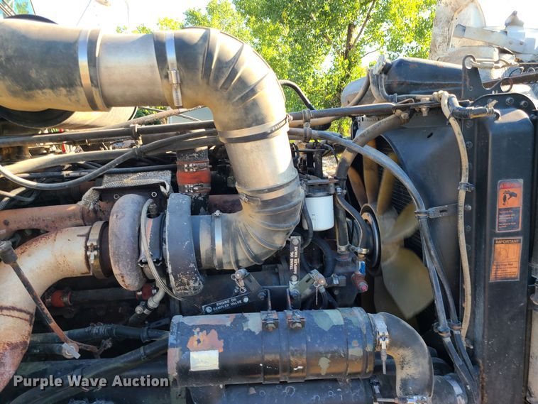 image for item MG9698 2000 Freightliner M915A4 Glider  dump truck