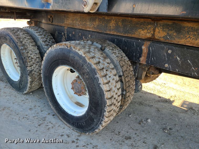 image for item MG9698 2000 Freightliner M915A4 Glider  dump truck