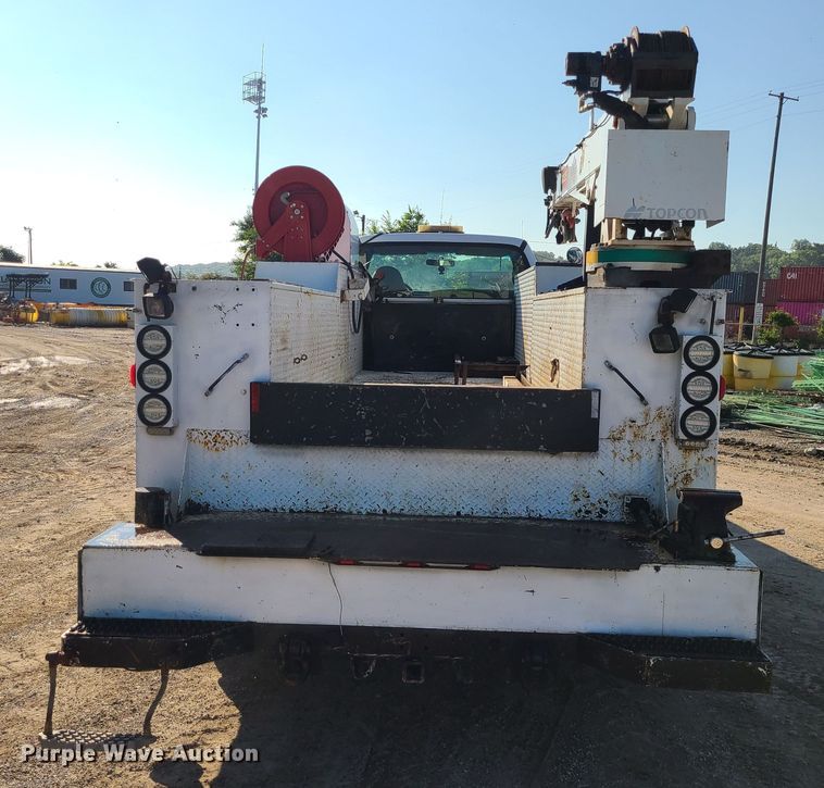 image for item MG9699 2007 Ford F750 Super Duty  utility / service truck