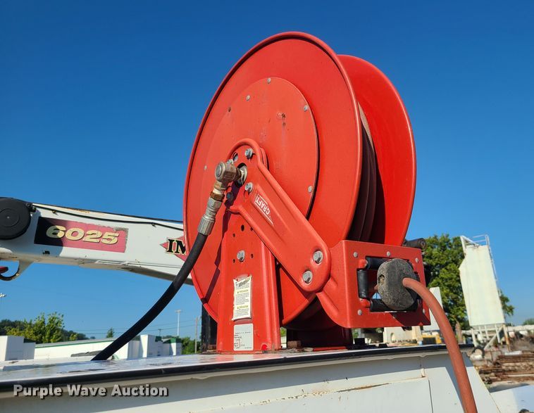 image for item MG9699 2007 Ford F750 Super Duty  utility / service truck