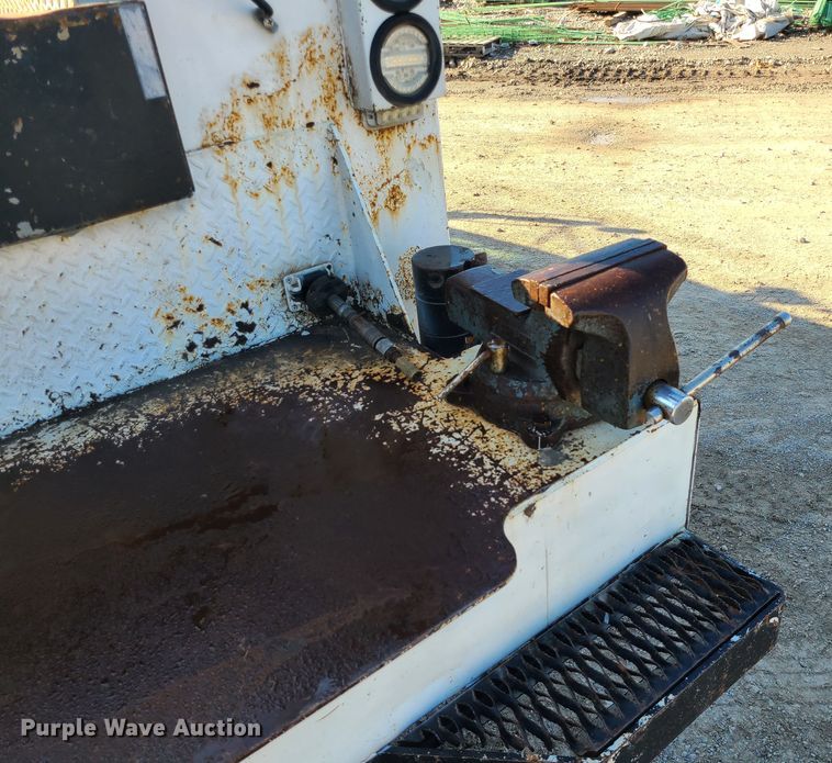 image for item MG9699 2007 Ford F750 Super Duty  utility / service truck