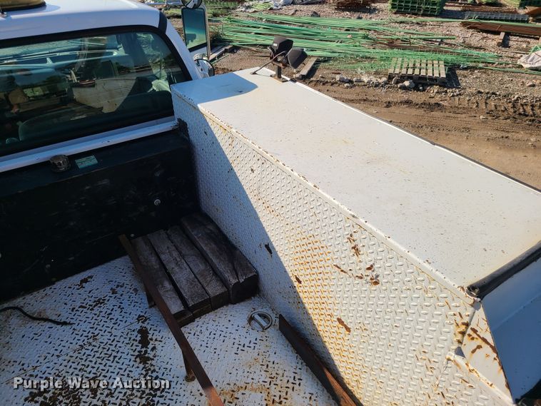 image for item MG9699 2007 Ford F750 Super Duty  utility / service truck