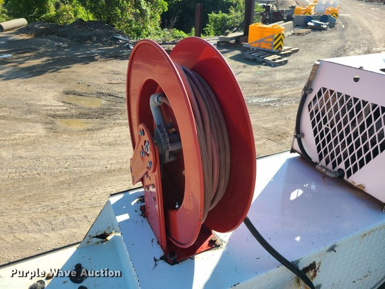 image for item MG9699 2007 Ford F750 Super Duty  utility / service truck