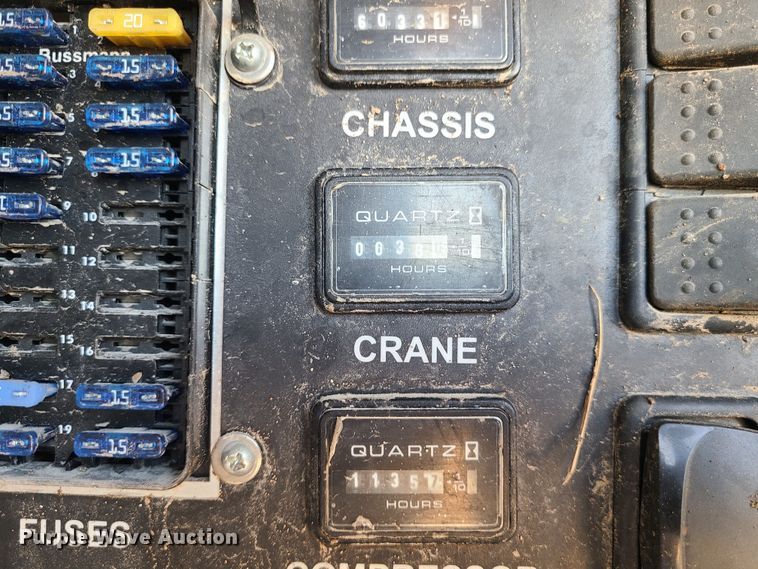 image for item MG9699 2007 Ford F750 Super Duty  utility / service truck