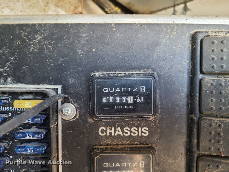 image for item MG9699 2007 Ford F750 Super Duty  utility / service truck