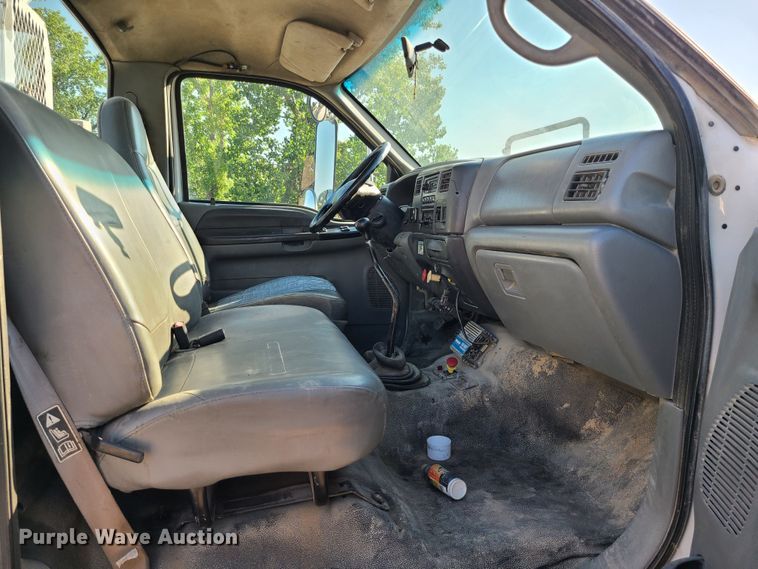 image for item MG9699 2007 Ford F750 Super Duty  utility / service truck