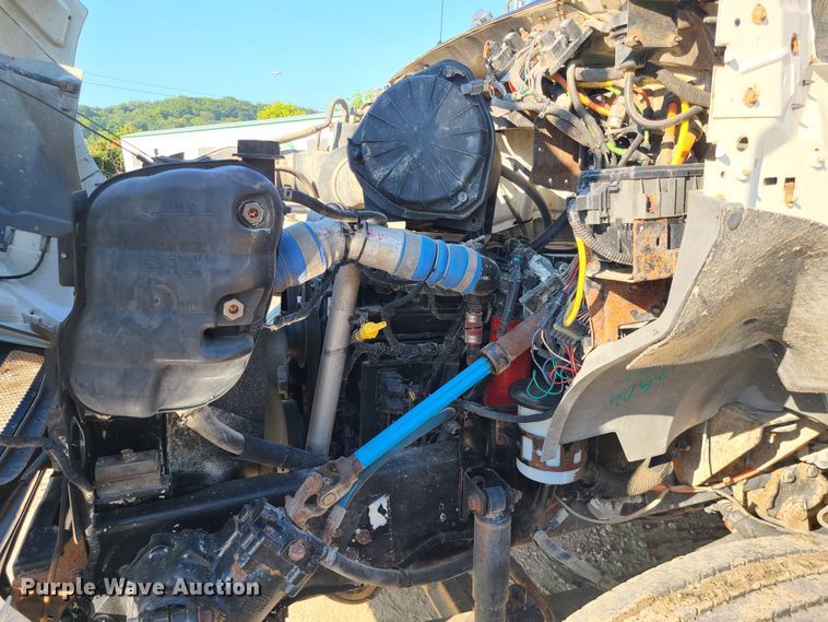 image for item MG9699 2007 Ford F750 Super Duty  utility / service truck