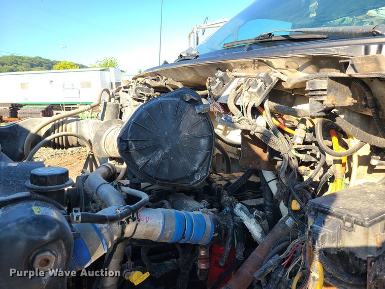 image for item MG9699 2007 Ford F750 Super Duty  utility / service truck