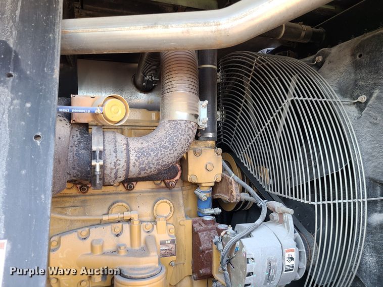 image for item MG9700 Sullair 750HDWQ  air compressor