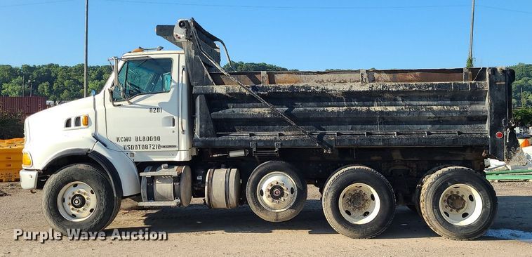image for item MG9701 2005 Sterling L-Line  dump truck