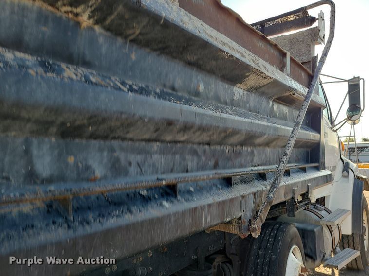 image for item MG9701 2005 Sterling L-Line  dump truck