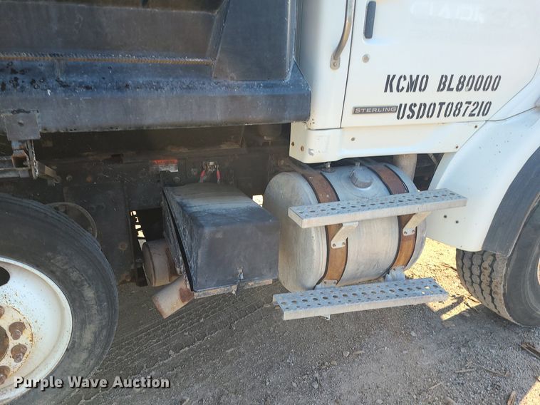 image for item MG9701 2005 Sterling L-Line  dump truck