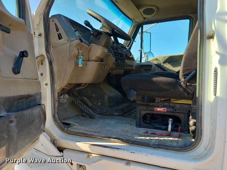 image for item MG9701 2005 Sterling L-Line  dump truck