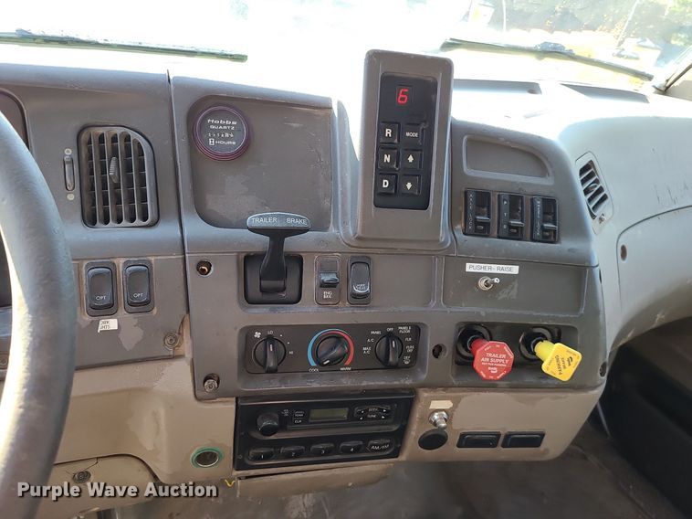 image for item MG9701 2005 Sterling L-Line  dump truck